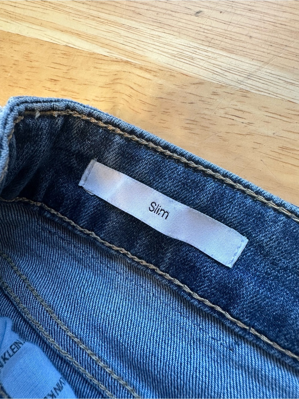 Calvin Klein Men’s Slim Medium Wash Jean Size 36 X 30 Casual Denim - Picture 4 of 9